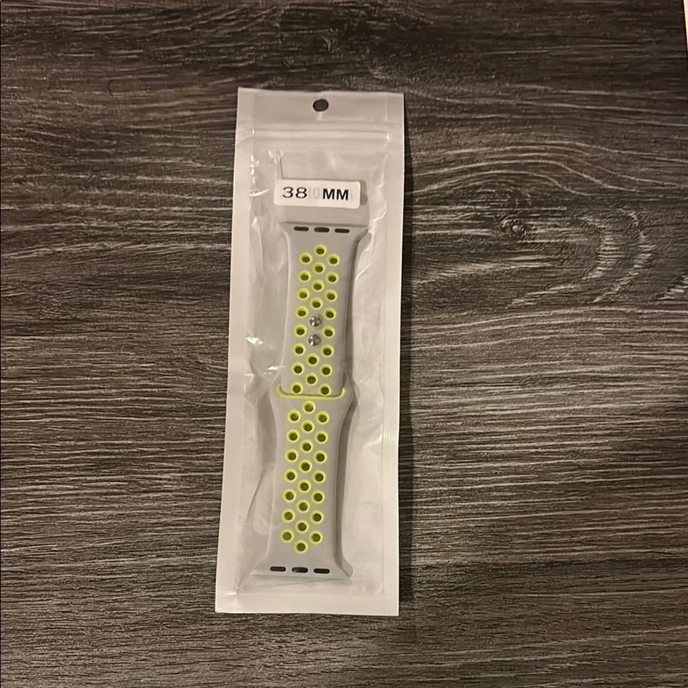 Sporty Green and Gray Band